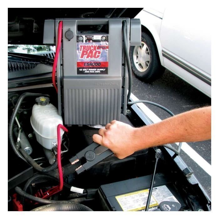 Booster 3000 Peak Amp 12V Jump Starter - Image 2