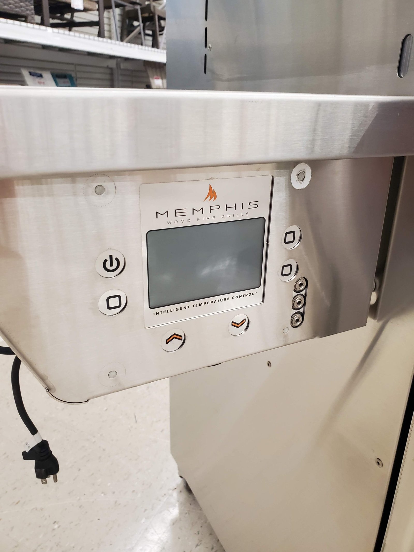 Outlet Memphis Woodfire Grill with WiFi - Image 5