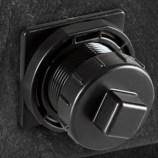 Rubbermaid 150 gal. Structural Foam Stock Tank - Image 3